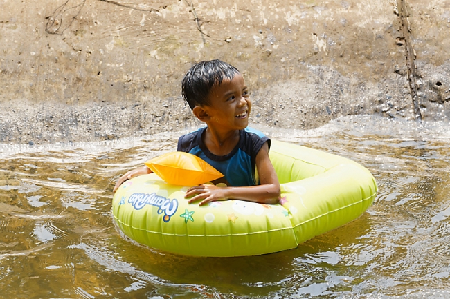 Famille et amis-AVR16-015